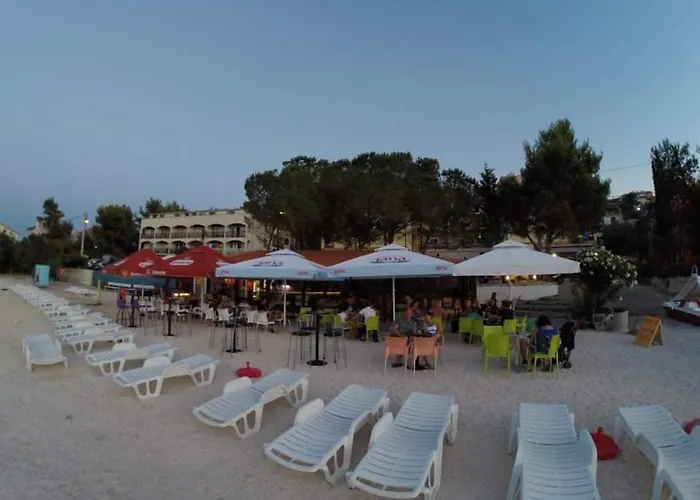 Krolo Otok Ciovo * Traù
